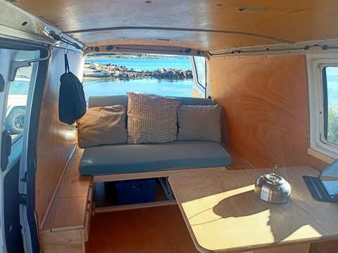 Van amménagé T4  1